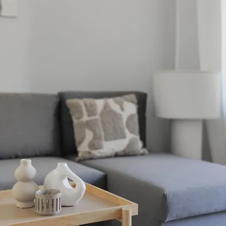 Siljohome Near The Train Station Apartment *